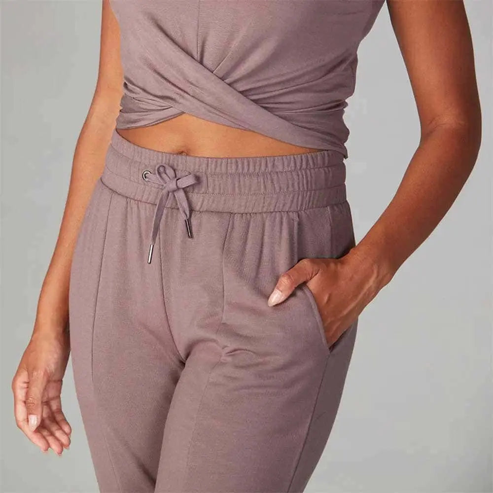 Jogger Cozy ženske hlače Tavi Noir