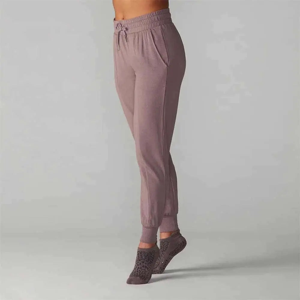 Jogger Cozy ženske hlače Tavi Noir